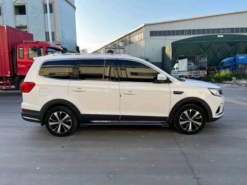 东莞18年东风景逸7