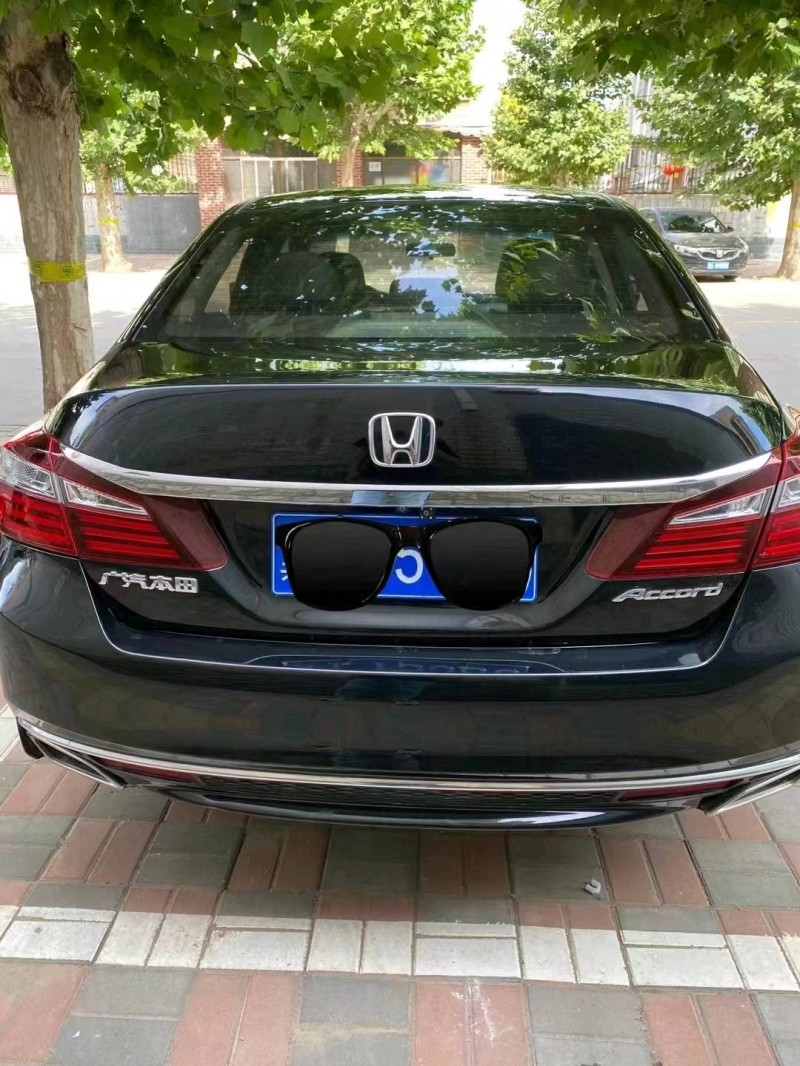 邢台17年本田雅阁2