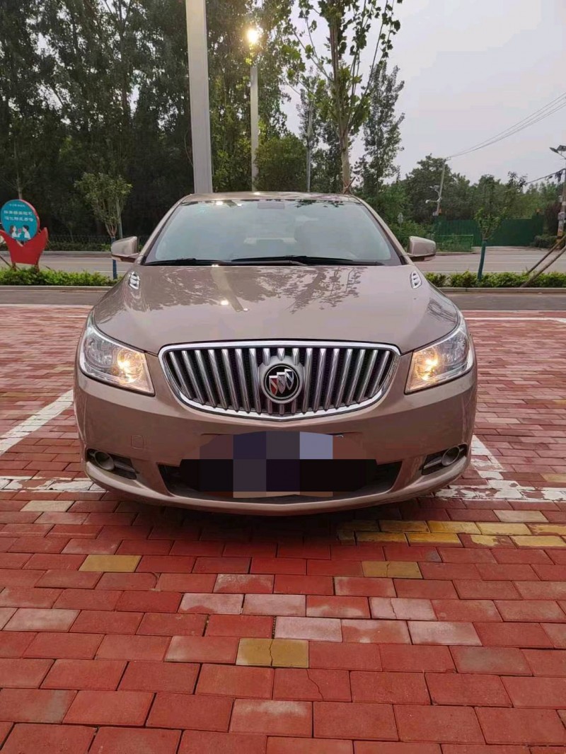 枣庄13年别克君越1