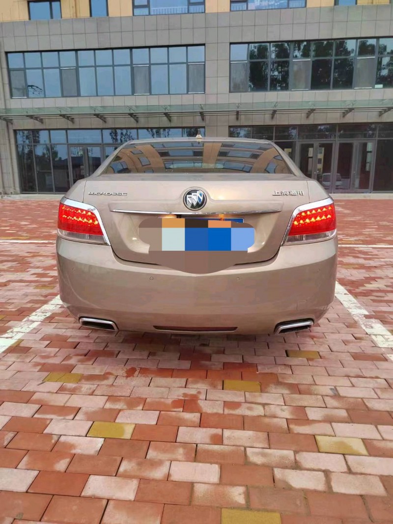 枣庄13年别克君越3