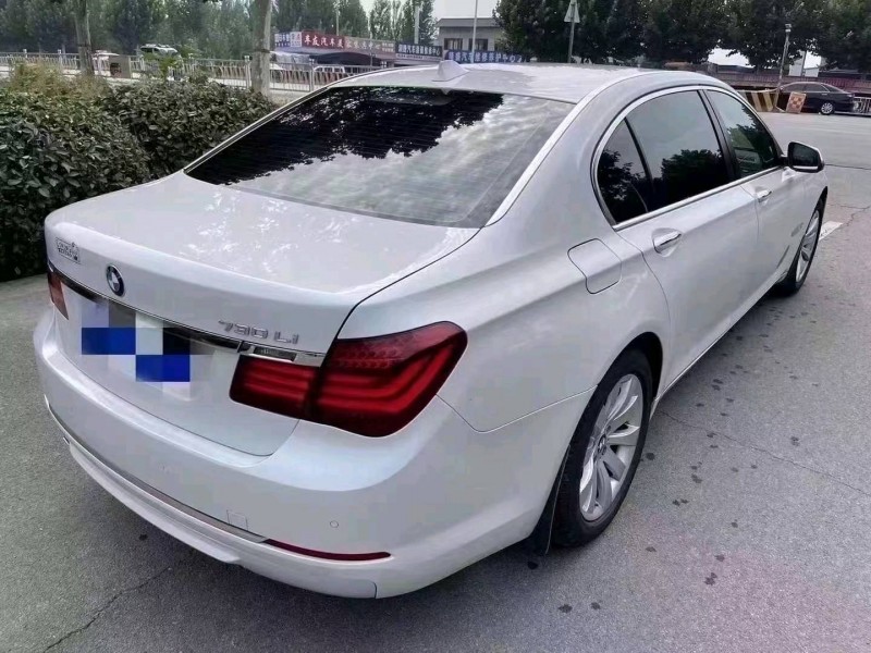 东营15年宝马7系4