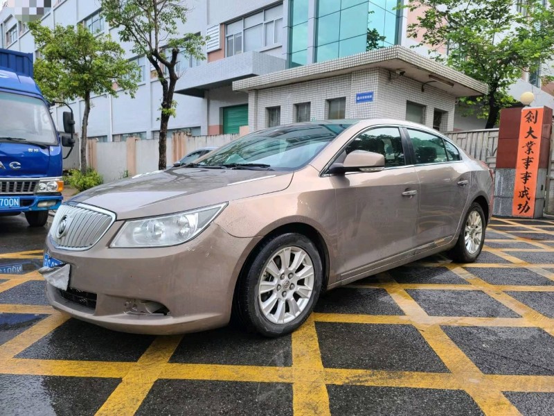 东莞12年别克君越2