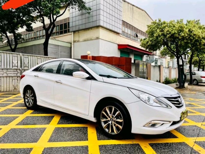 东莞14年现代索纳塔八2