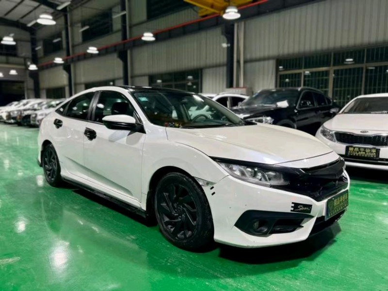 东莞17年本田思域3