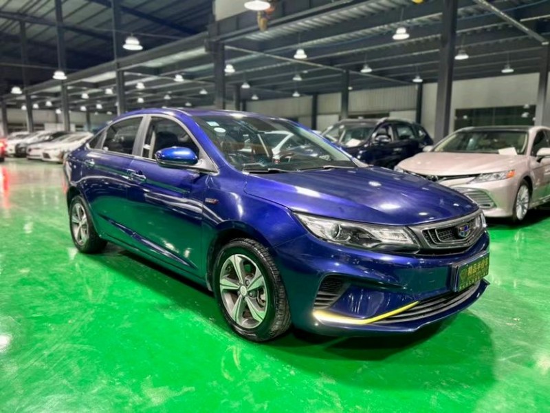 东莞18年吉利帝豪3