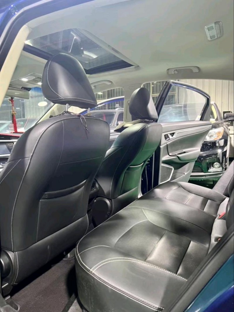 东莞18年吉利帝豪6