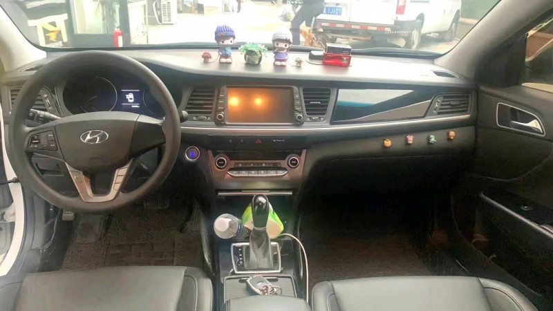 济南20年现代名图4