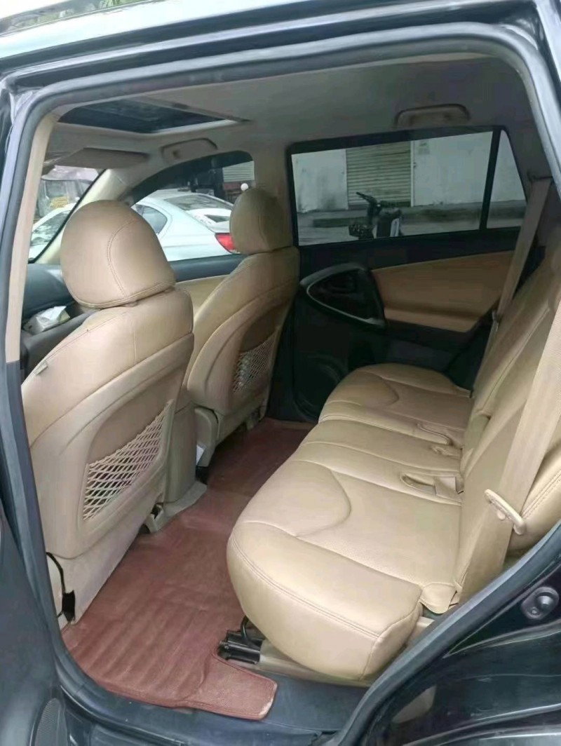 济南12年丰田RAV4荣放3