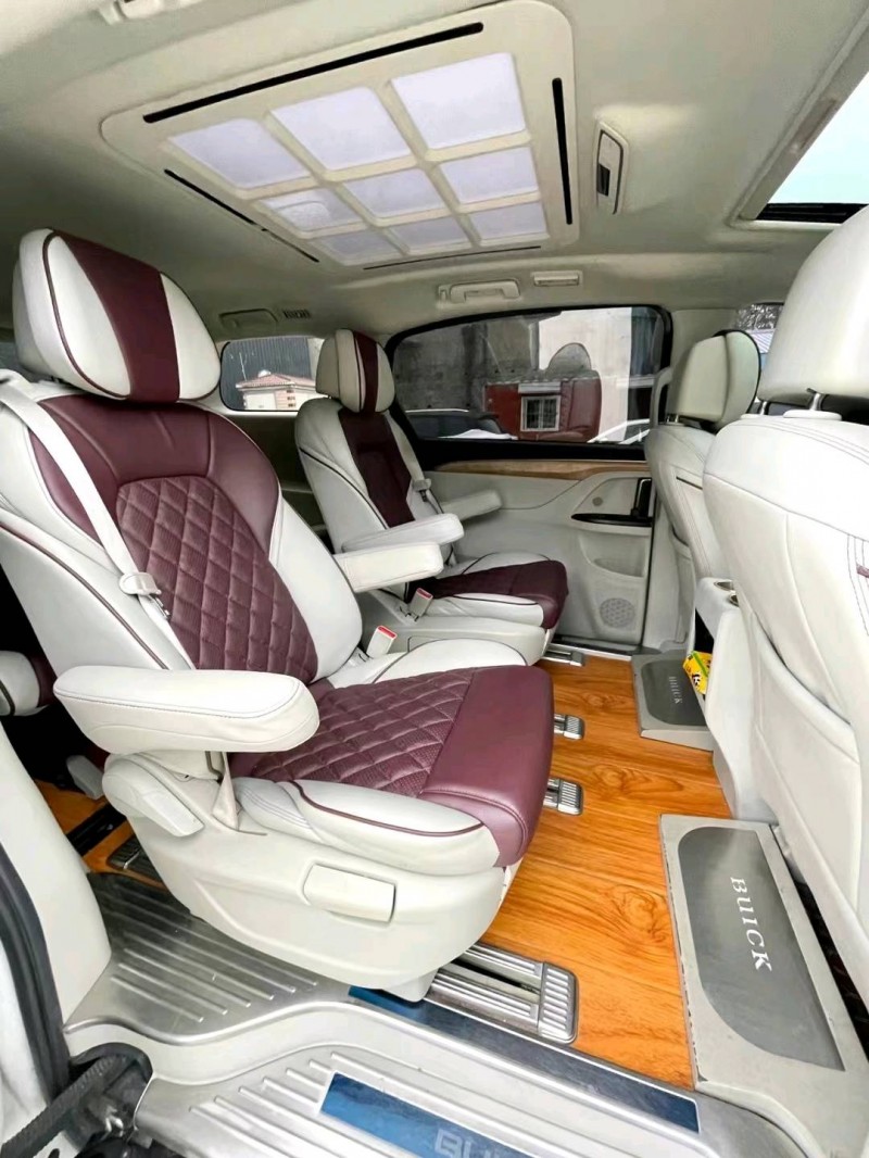 济南19年别克GL84