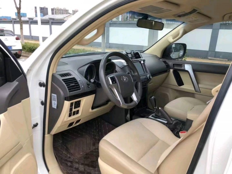 北京15年丰田普拉多2