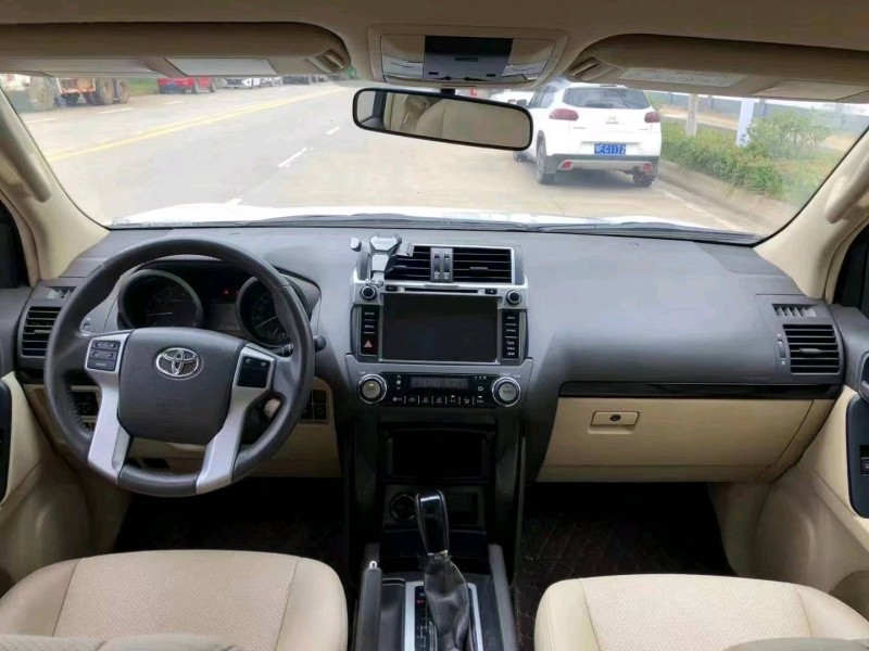 北京15年丰田普拉多1