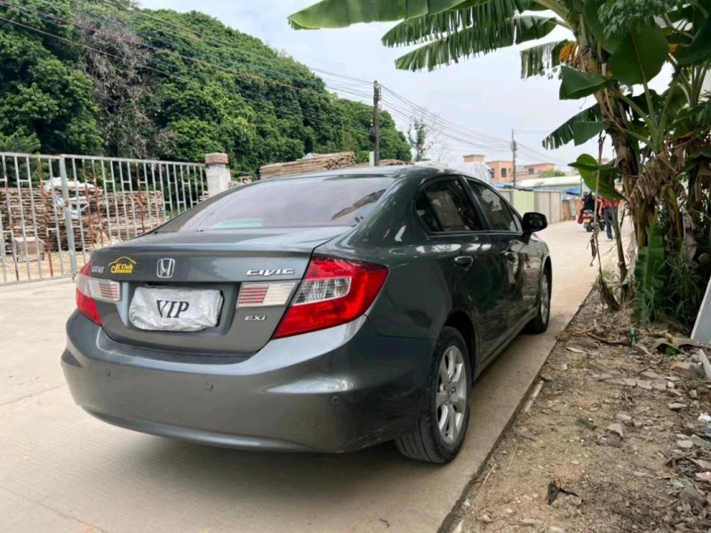 中山12年本田思域5