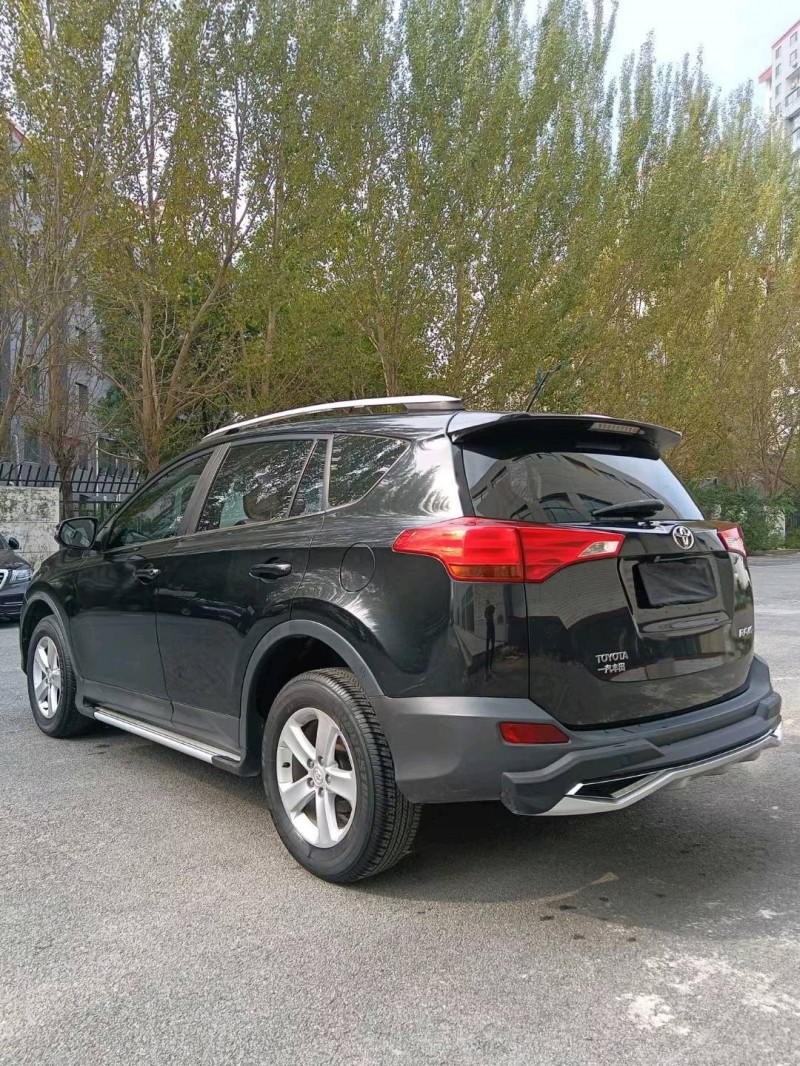 沈阳14年丰田RAV4荣放4