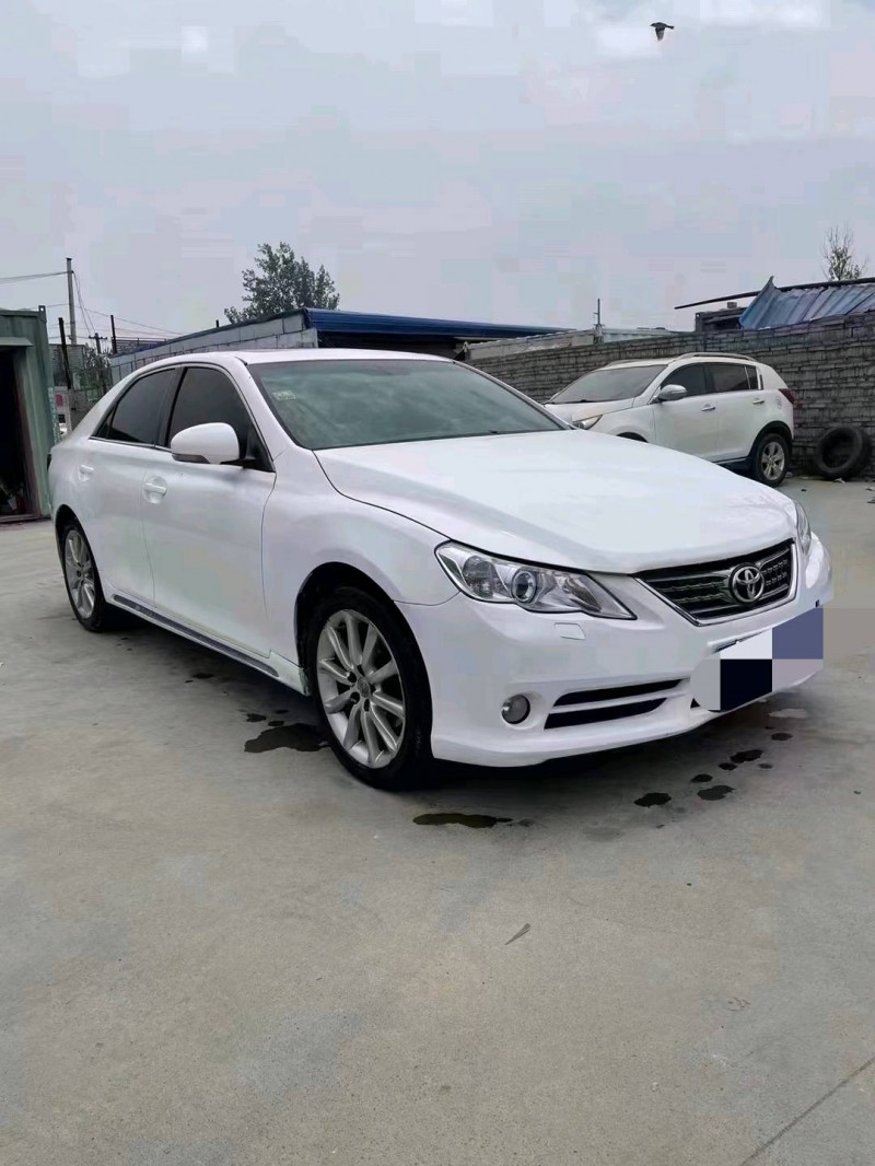 北京12年丰田锐志2