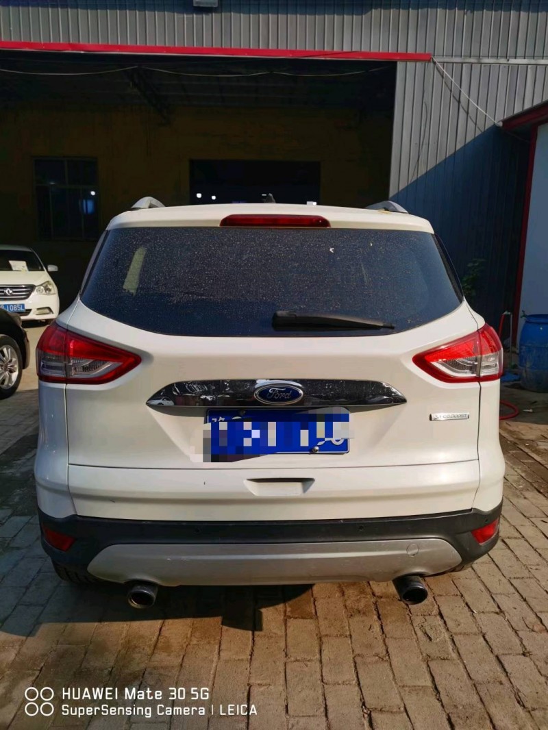 保定13年福特翼虎9