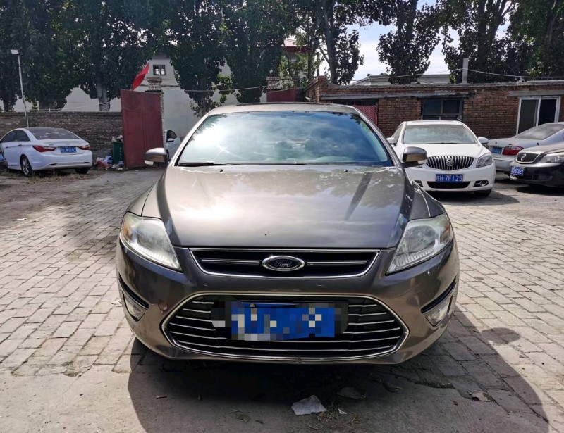 保定12年福特蒙迪欧-致胜1