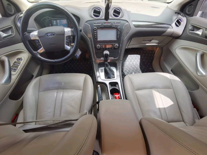 保定12年福特蒙迪欧-致胜4