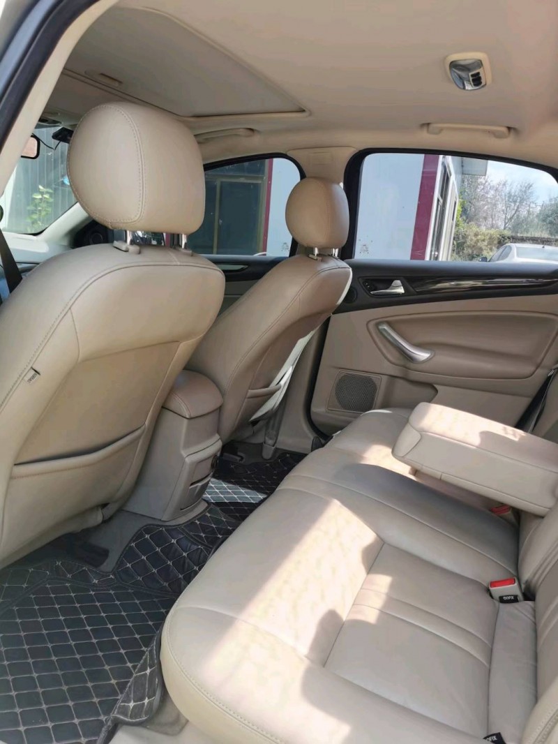 保定12年福特蒙迪欧-致胜5