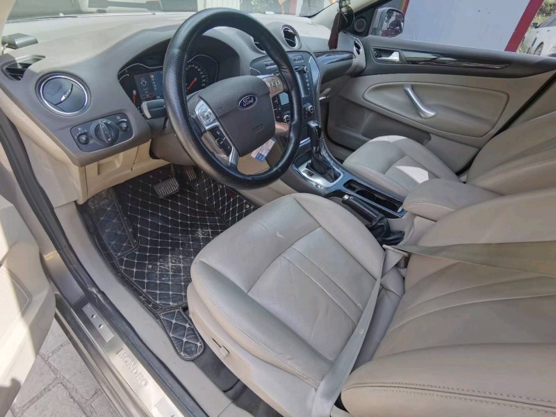 保定12年福特蒙迪欧-致胜6