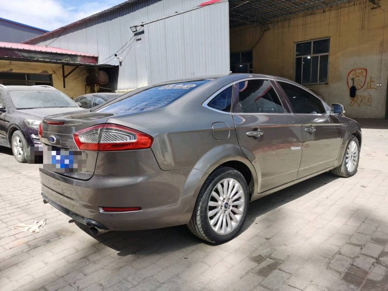 保定12年福特蒙迪欧-致胜7