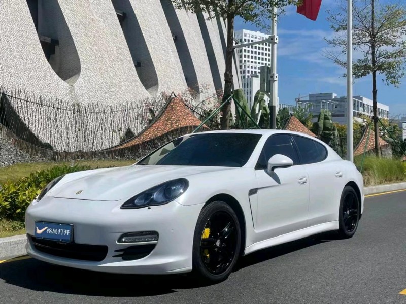 广州13年保时捷帕拉梅拉3