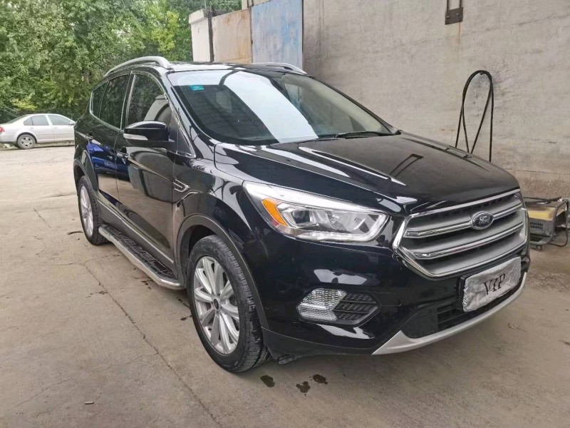 保定17年福特翼虎2