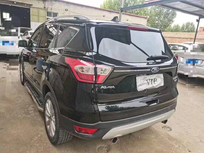 保定17年福特翼虎5