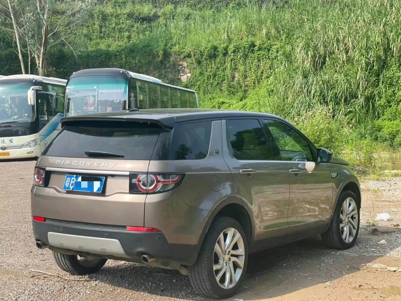 广州16年路虎发现神行8