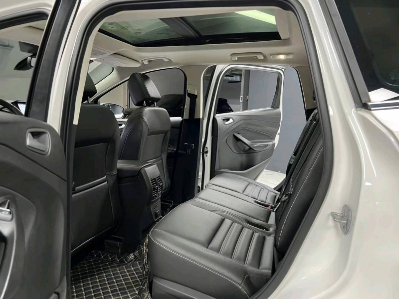 成都21年福特翼虎4