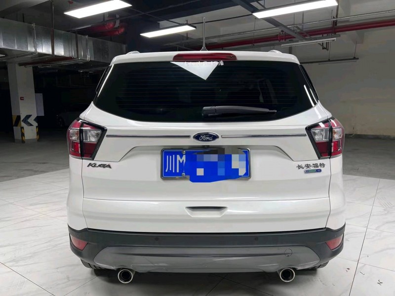 成都21年福特翼虎7