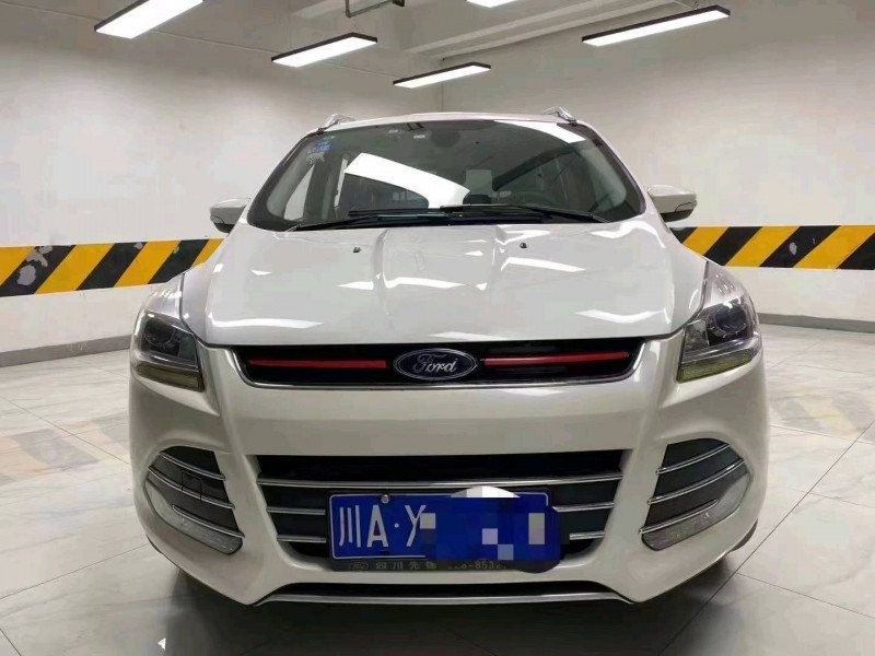 成都14年福特翼虎1