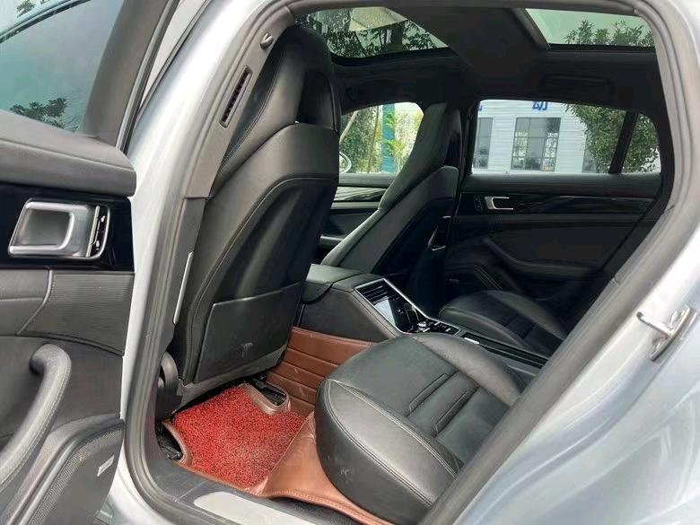 盐城18年保时捷帕拉梅拉4