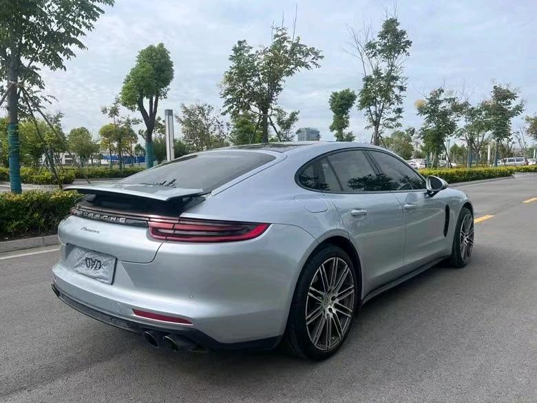 盐城18年保时捷帕拉梅拉8