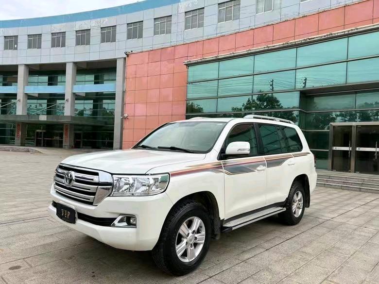 盐城18年丰田兰德酷路泽3