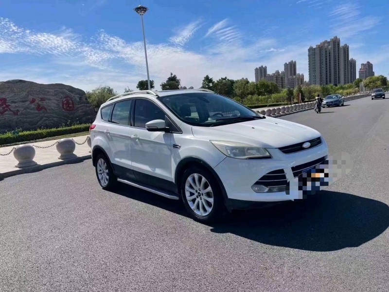 北京14年福特翼虎2