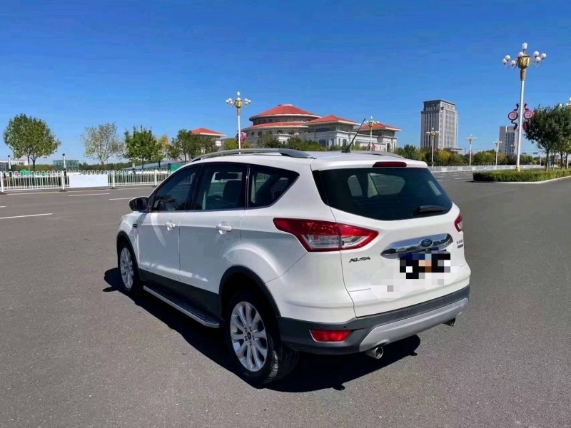 北京14年福特翼虎5