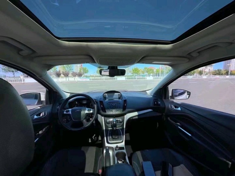 北京14年福特翼虎8