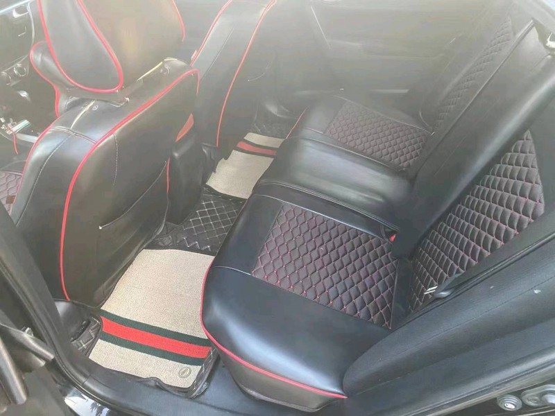 保定15年丰田雷凌1