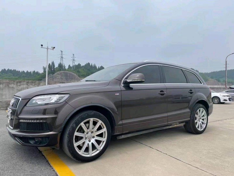 北京12年奥迪Q72