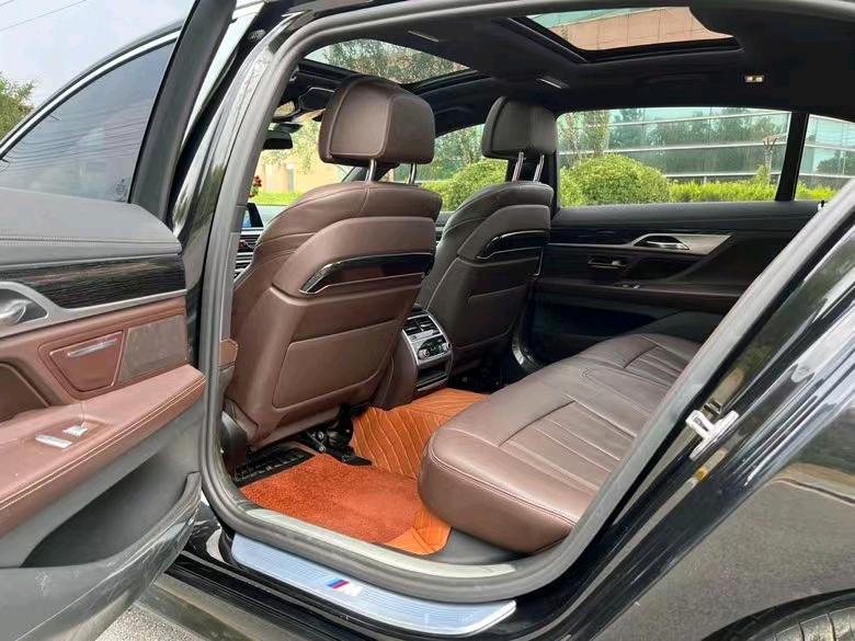 盐城18年宝马7系5