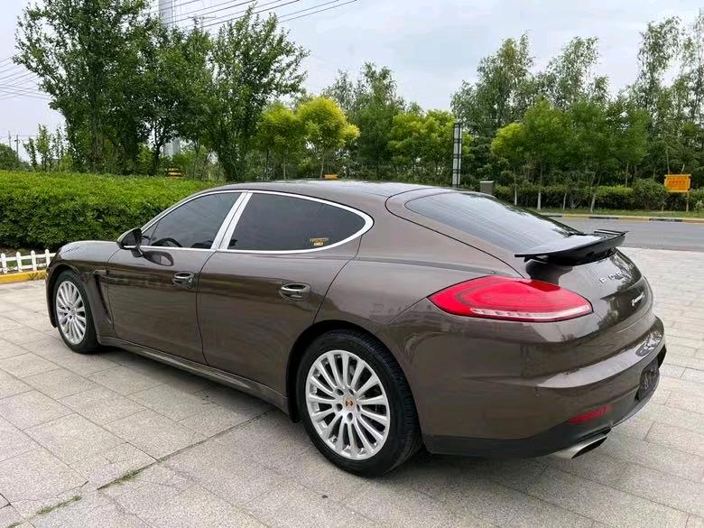 盐城14年保时捷帕拉梅拉9