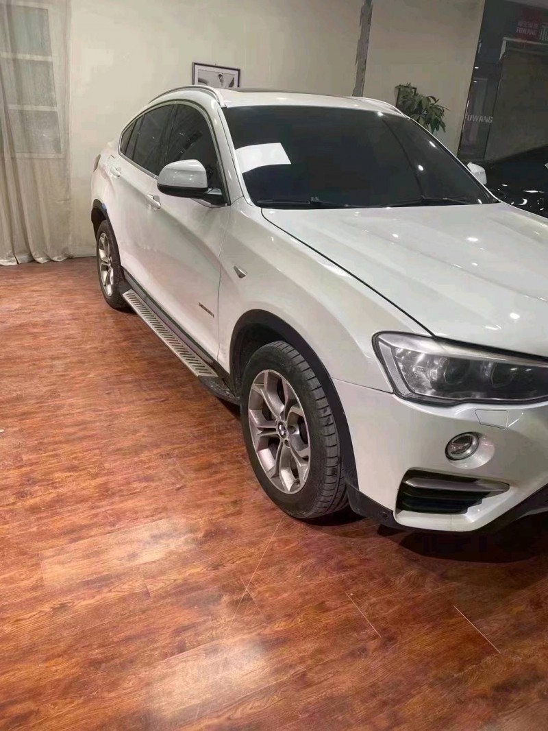 北京17年宝马X48