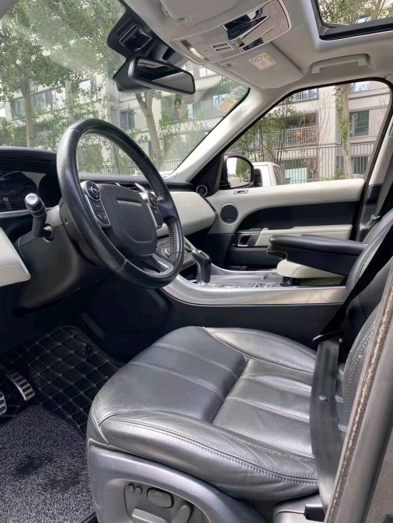 沈阳13年路虎揽胜运动7