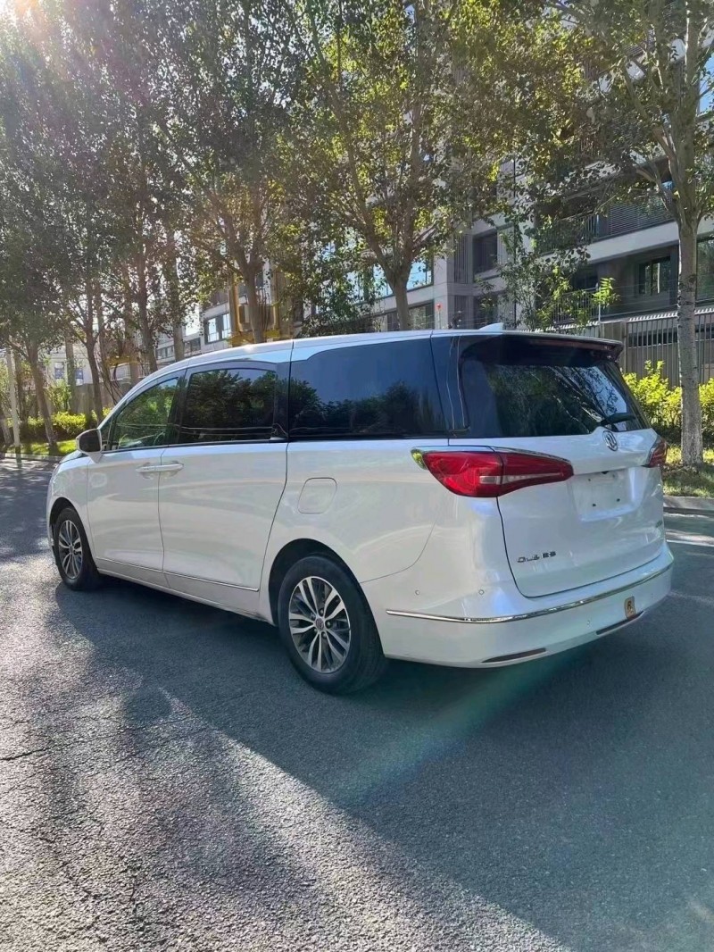 沈阳17年别克GL88