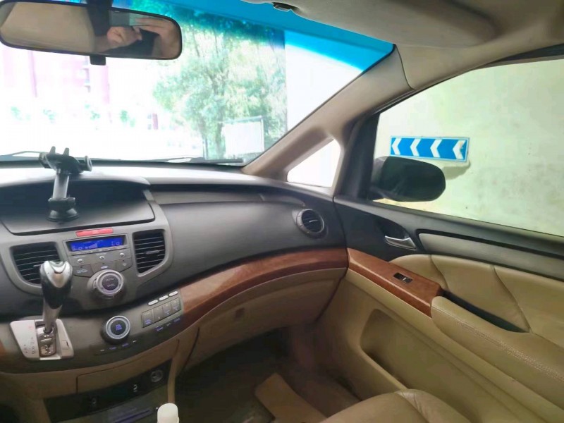 武汉09年本田奥德赛8