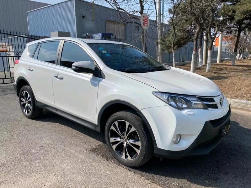 沈阳16年丰田RAV4荣放4