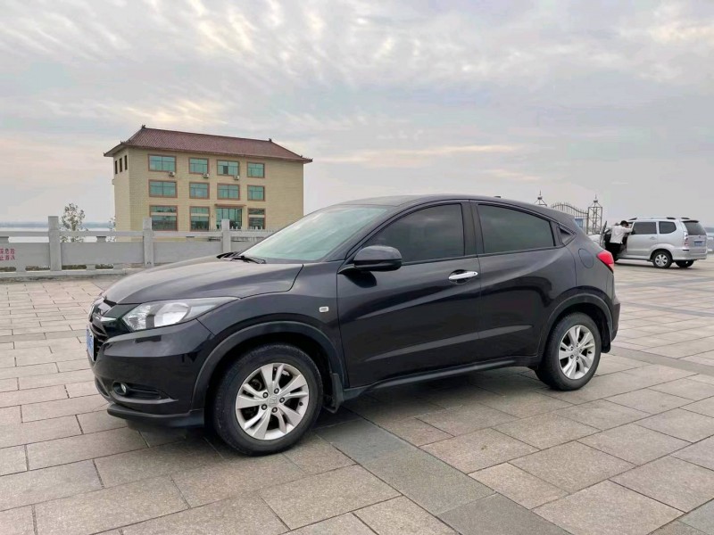 枣庄16年本田缤智4