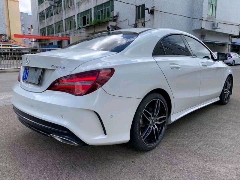 中山18年奔驰CLA5