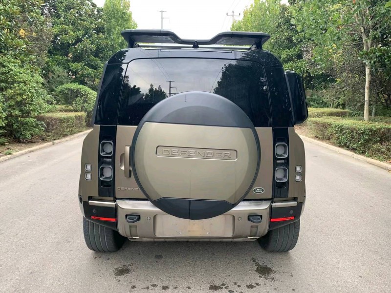 徐州21年路虎卫士1