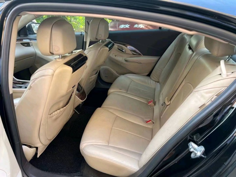 广州15年别克君越1